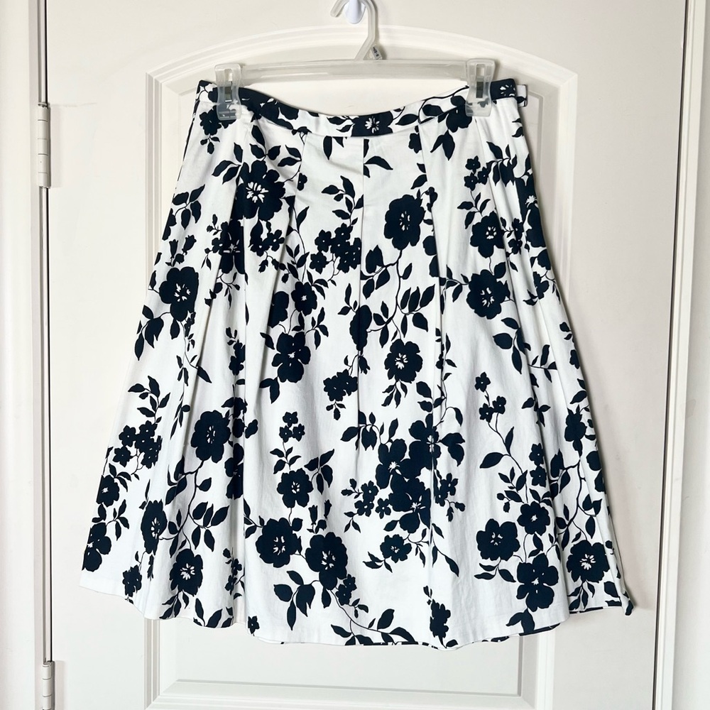 Vintage Plaza South Black Floral Midi Skirt Pleated Size 12 Cotton A-Line